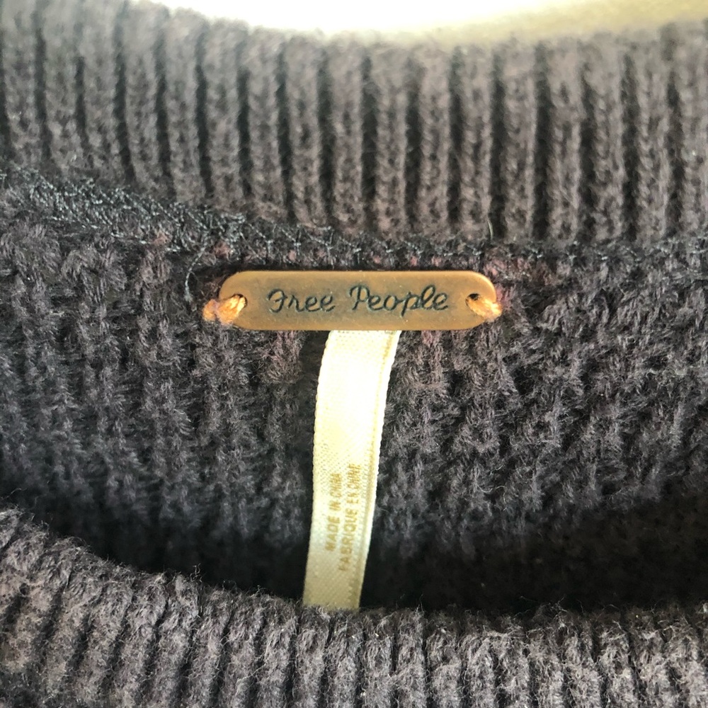 Free People Sweater - Size S - Picture 4 of 4